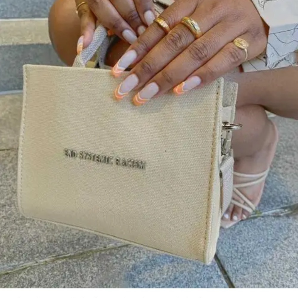 Brandon Blackwood Tan Canvas Tote - Picture 11 of 12